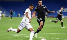 九游娱乐官方网站-沙尔克客场逆转柏林赫塔，实现惊天突破的简单介绍