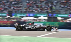 九游娱乐网页-哈斯车队碾压红牛二队，塞恩斯统治全场的简单介绍