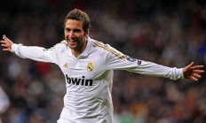 九游体育直播-北境风暴，欧冠决赛的战术革命，加拿大式体系如何全面压制拜仁王朝