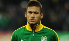 九游娱乐网页-巴斯托尼，绿茵场上的关键先生，澳大利亚踏平伊朗的战术密码