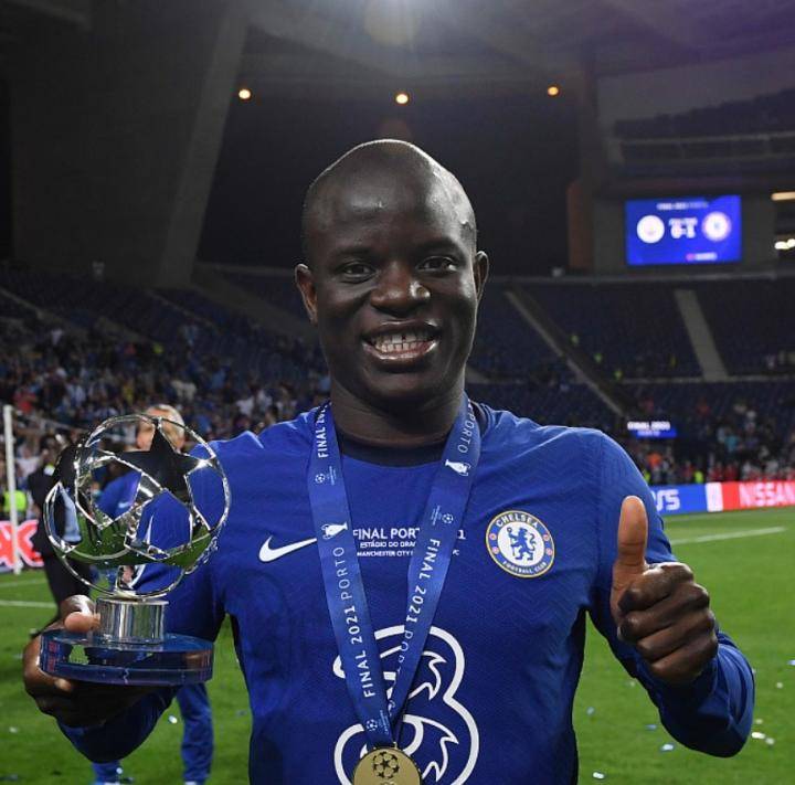 切尔西中场球员获得赛季最佳奖 切尔西中场球员获得赛季最佳奖