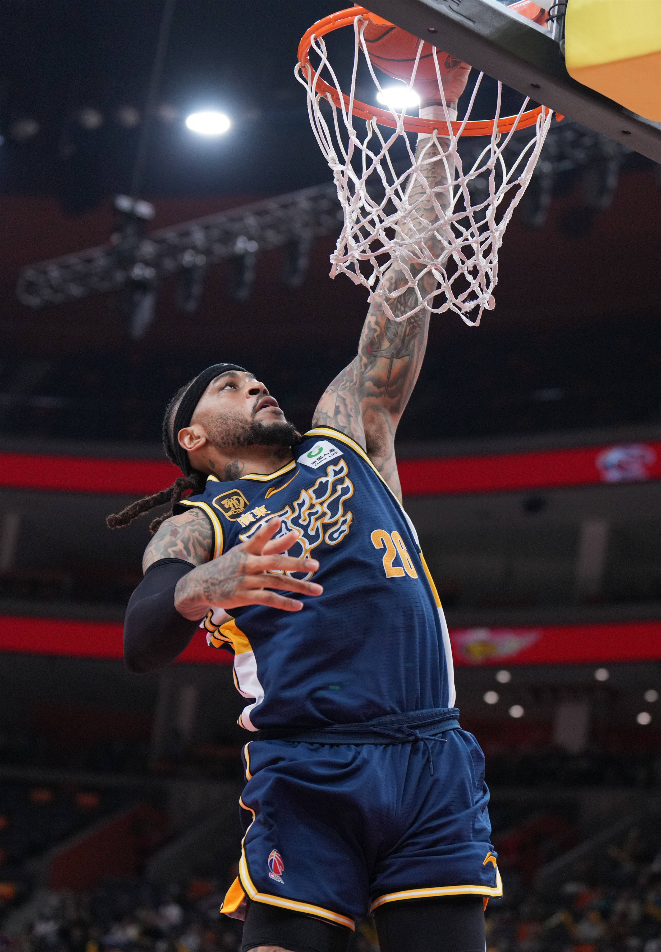 实力碾压对手，球队主场取得大胜