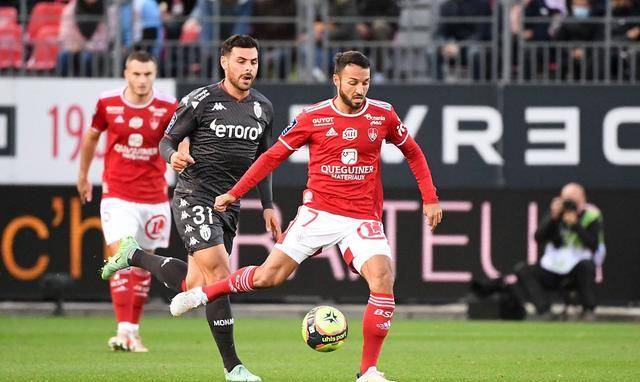 包含卡昂客场险胜蒙彼利埃,喜迎胜利的词条 包含卡昂客场险胜蒙彼利埃,喜迎胜利的词条