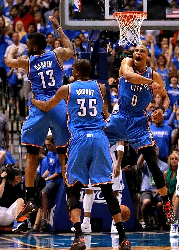 雷霆主场不敌凯尔特人，威斯布鲁克砍下三双