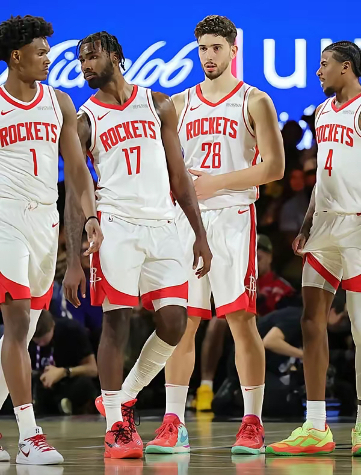 火箭队新援闪耀进攻，球队凭借雄厚实力获取胜利的简单介绍