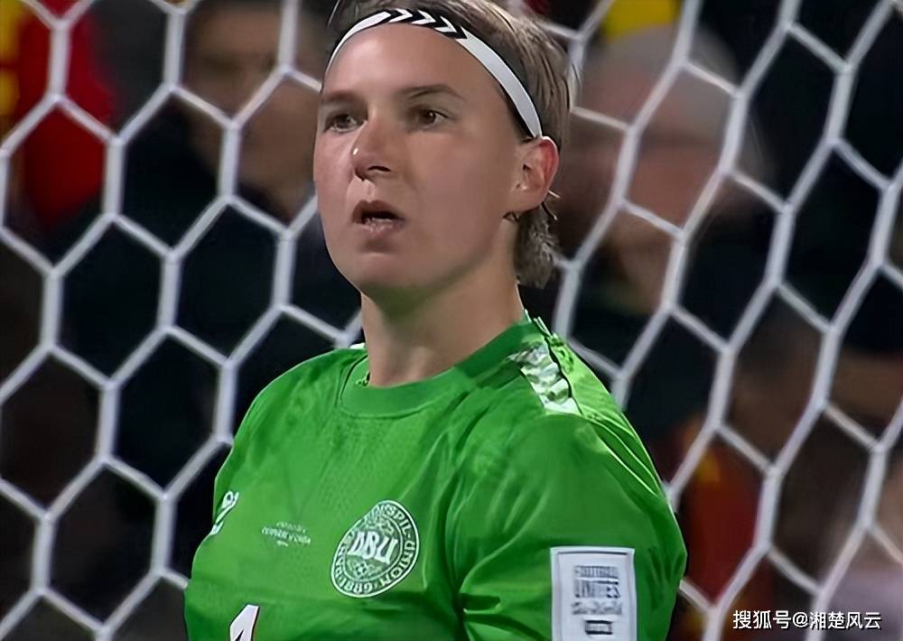 包含希洪竞技客场告负遭遇失败的词条