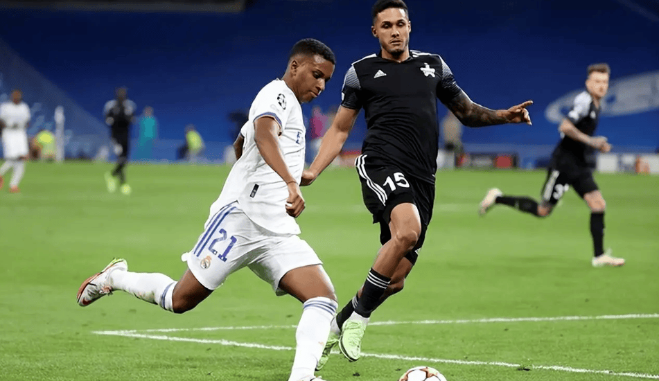 沙尔克客场逆转柏林赫塔，实现惊天突破的简单介绍