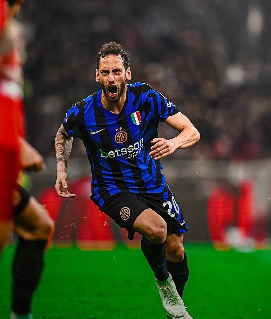 关于AC米兰防线抗压,为迎接挑战做好准备的信息 关于AC米兰防线抗压,为迎接挑战做好准备的信息