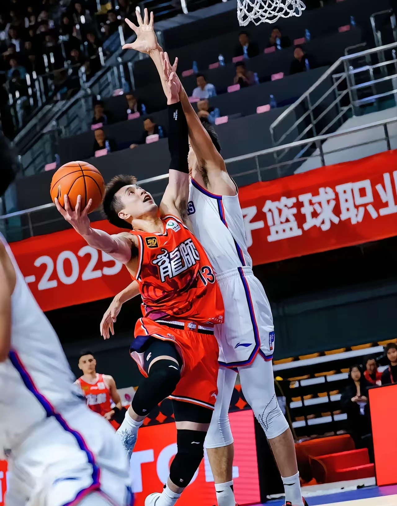 深圳队翻盘猛龙，郭艾伦关键制胜