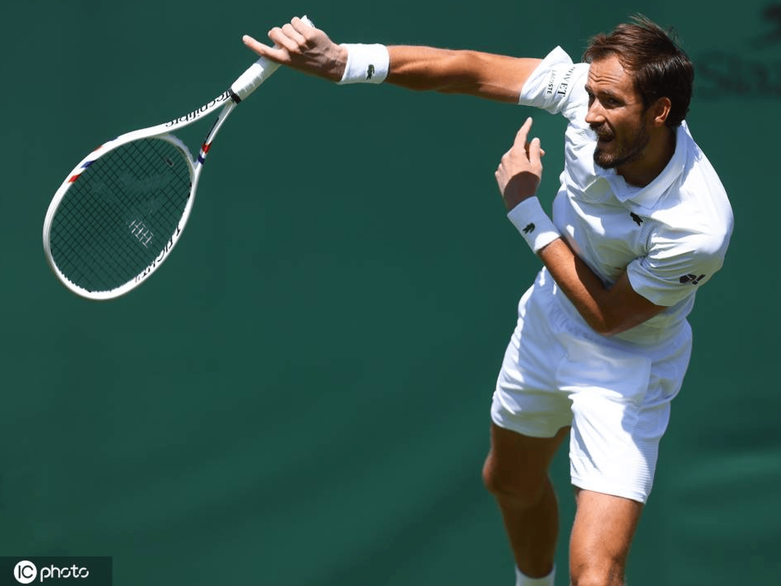 关于温网险胜蒙特卡洛大师赛，梅德韦杰夫惊艳四座的信息