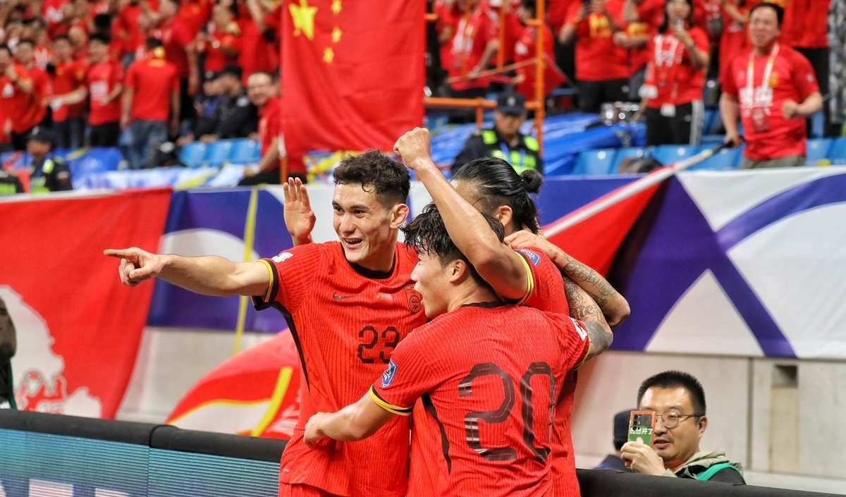 关于中国队碾压葡萄牙队,林高远点燃赛场的信息 关于中国队碾压葡萄牙队,林高远点燃赛场的信息