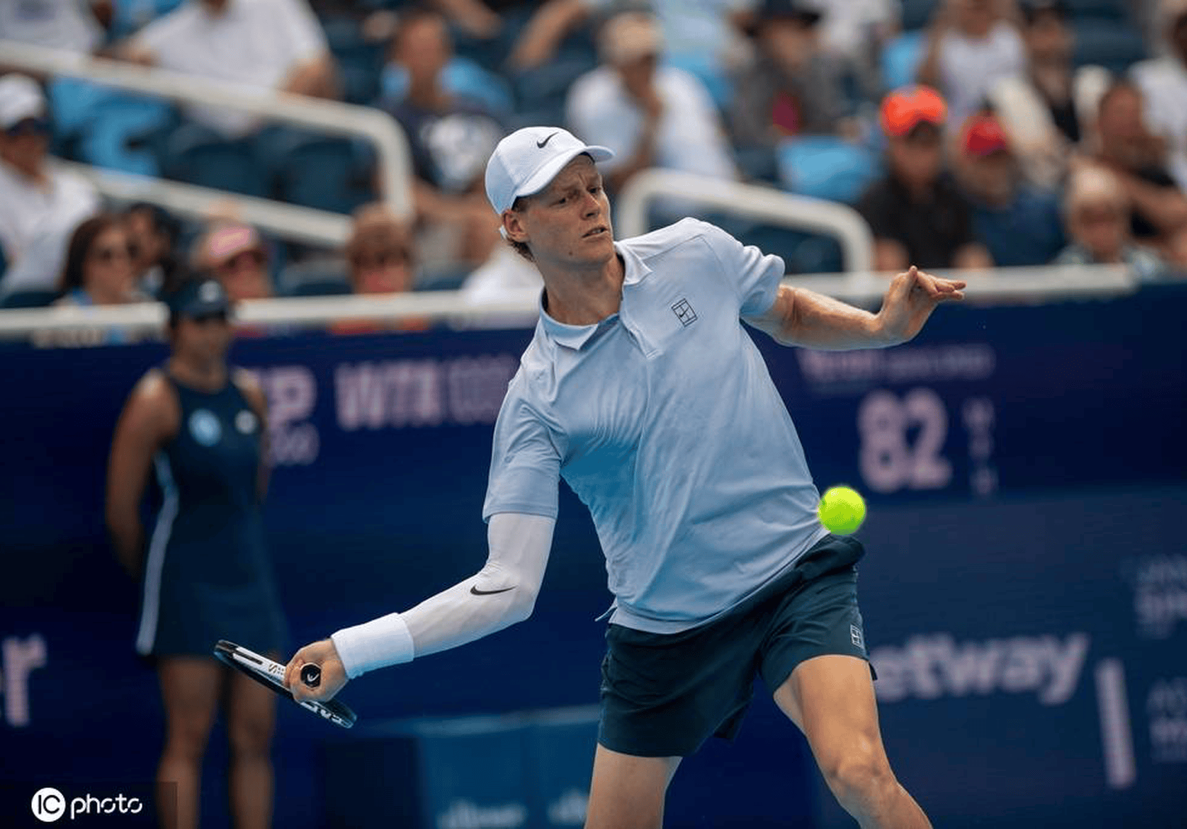 ATP总决赛绝杀联合杯，辛纳扛起全队