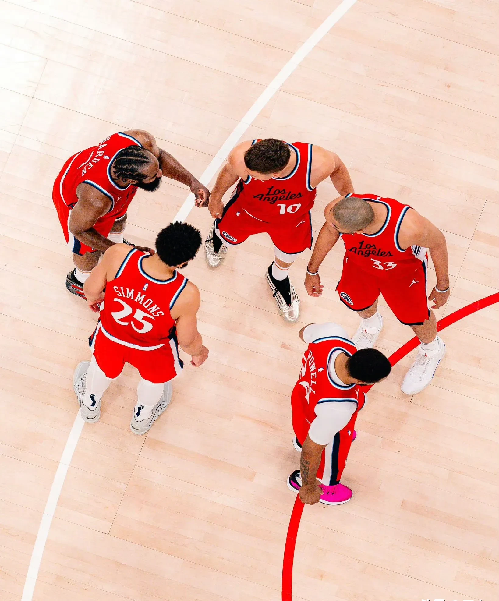 青岛队险胜步行者，恩比德扛起全队的简单介绍