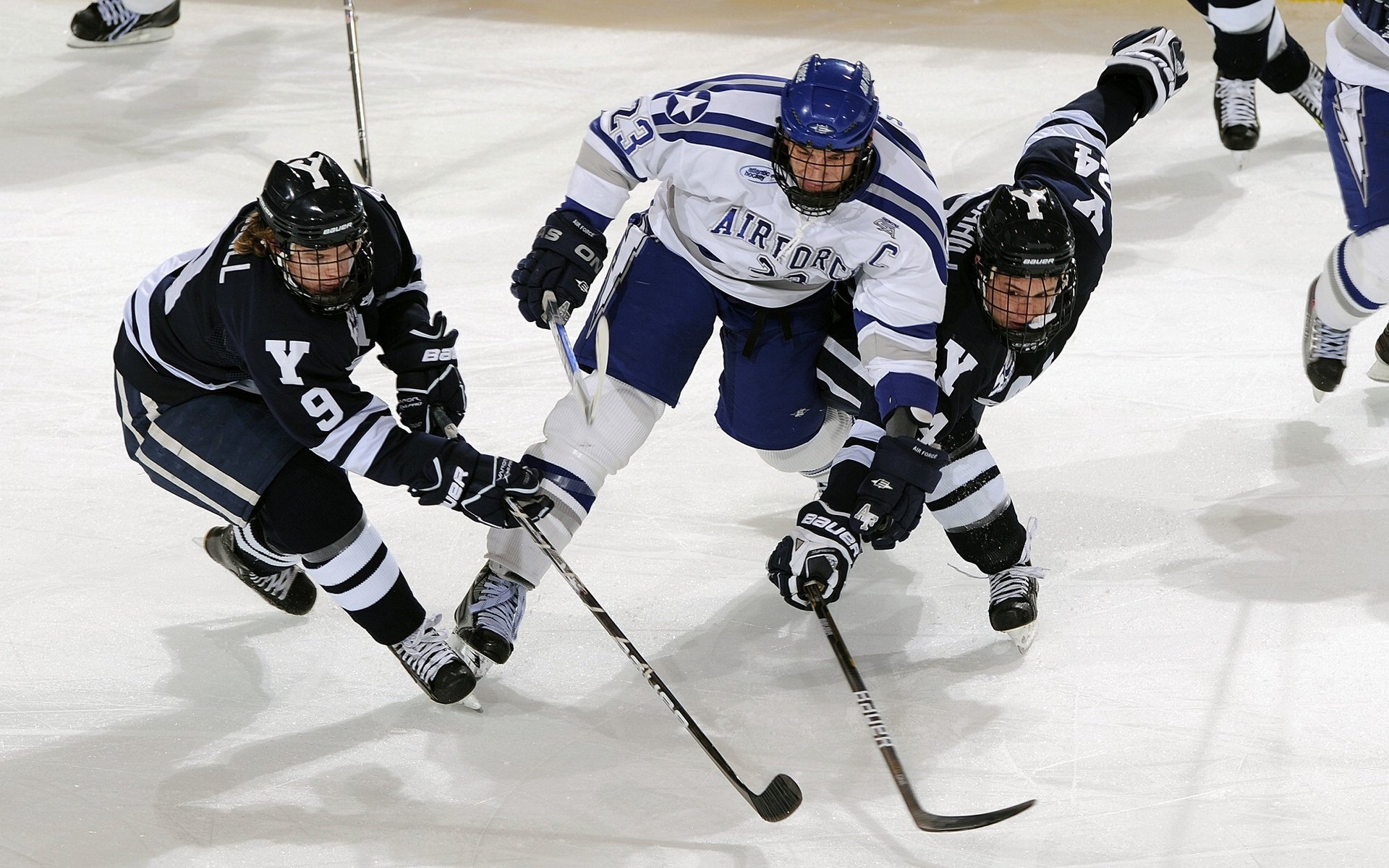 NBA季后赛之夜,赖斯关键节点连续得分,诠释何为大场面球员