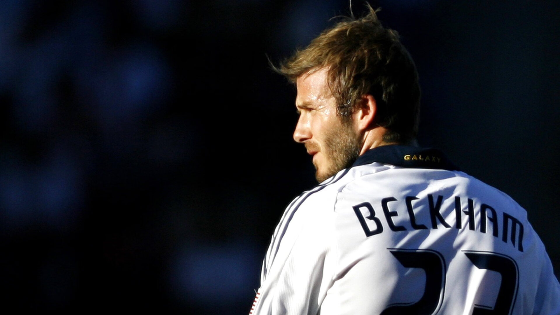 2026世界杯之夜,阿劳霍全程高能输出,铸就防线传奇