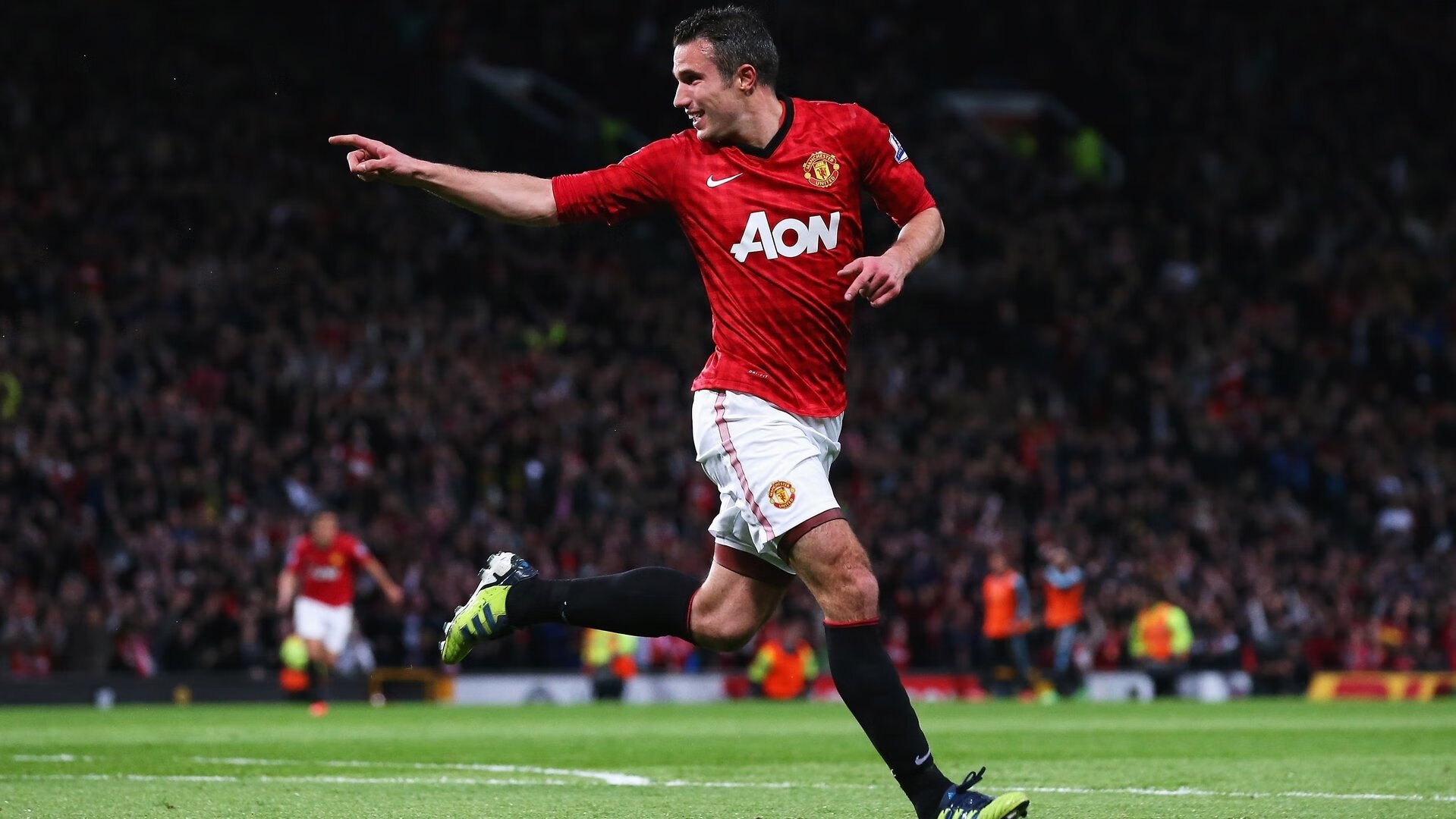 NBA总决赛之夜,阿尔瓦雷斯关键时刻站出来,跨界英雄的传奇时刻