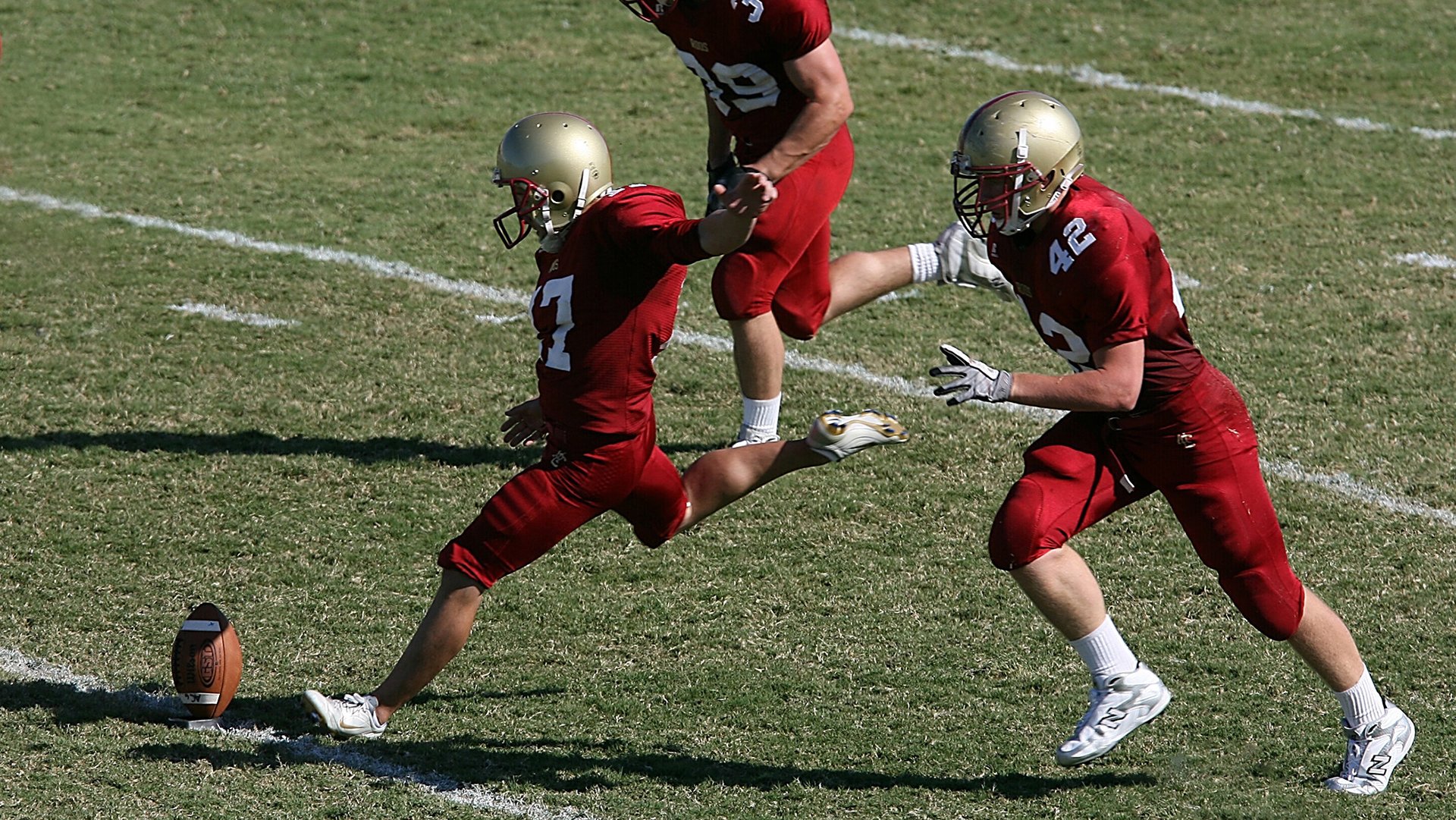维尼修斯独舞撕裂防线,法国险胜哥伦比亚展露冠军相